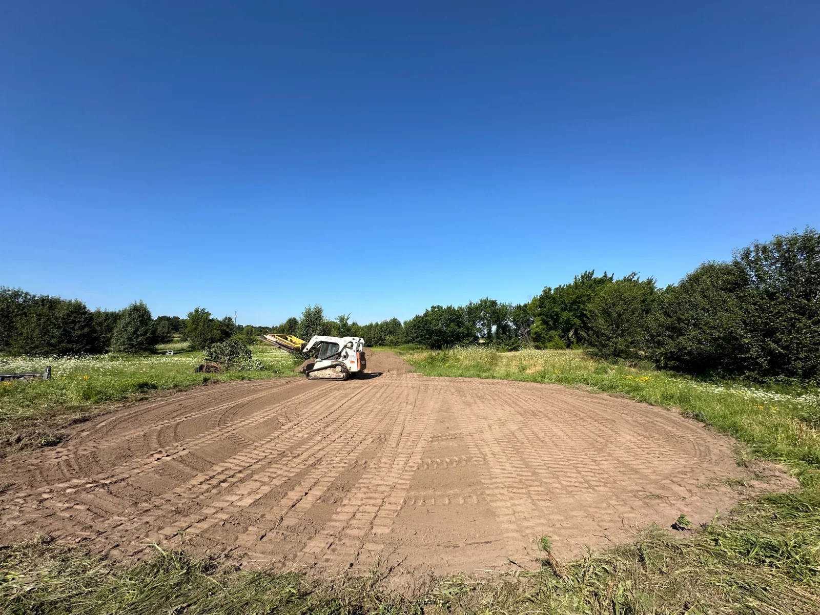 Large finished site preparation and building pad
